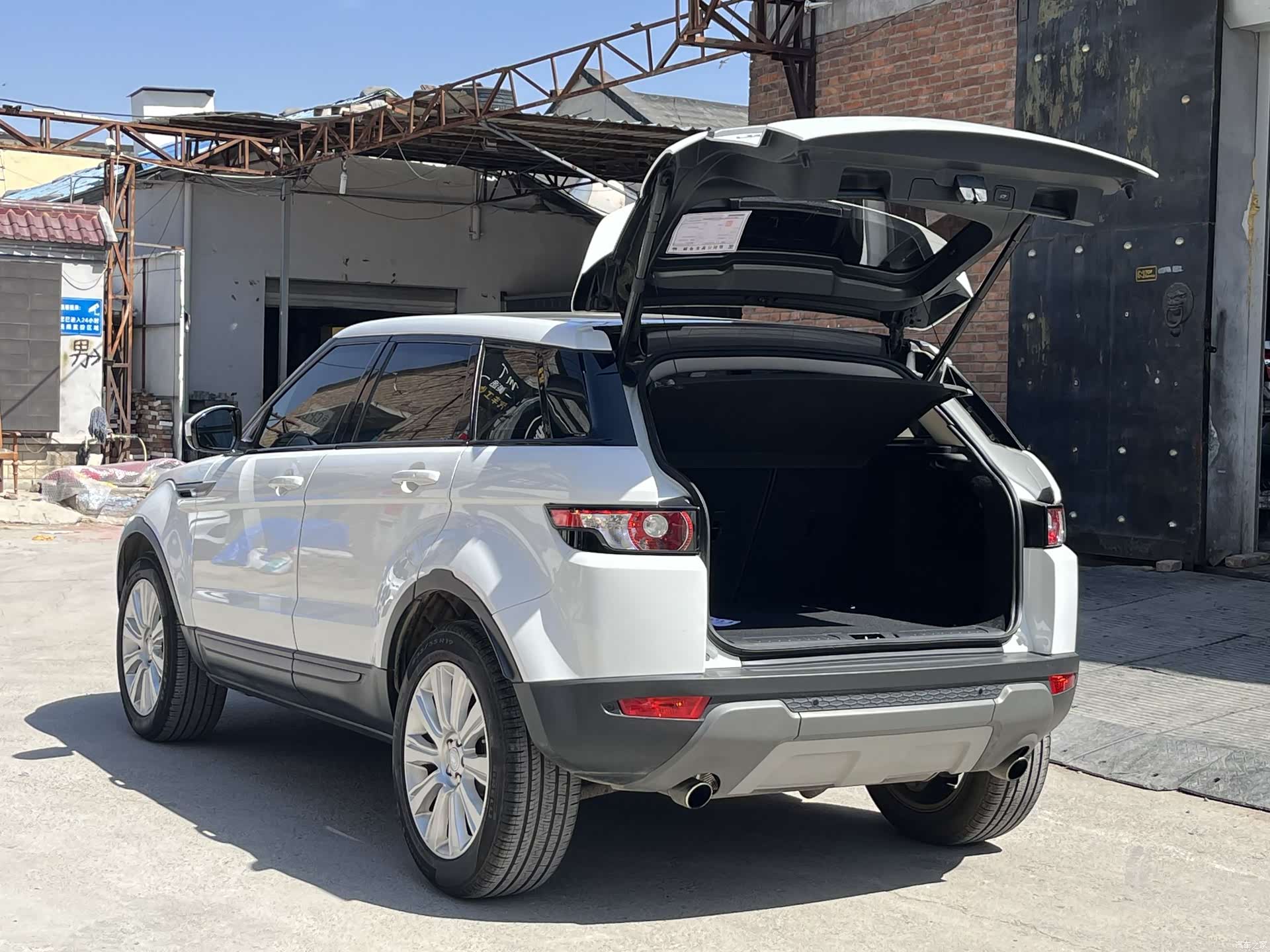 Land Rover Range Rover, 2016 11