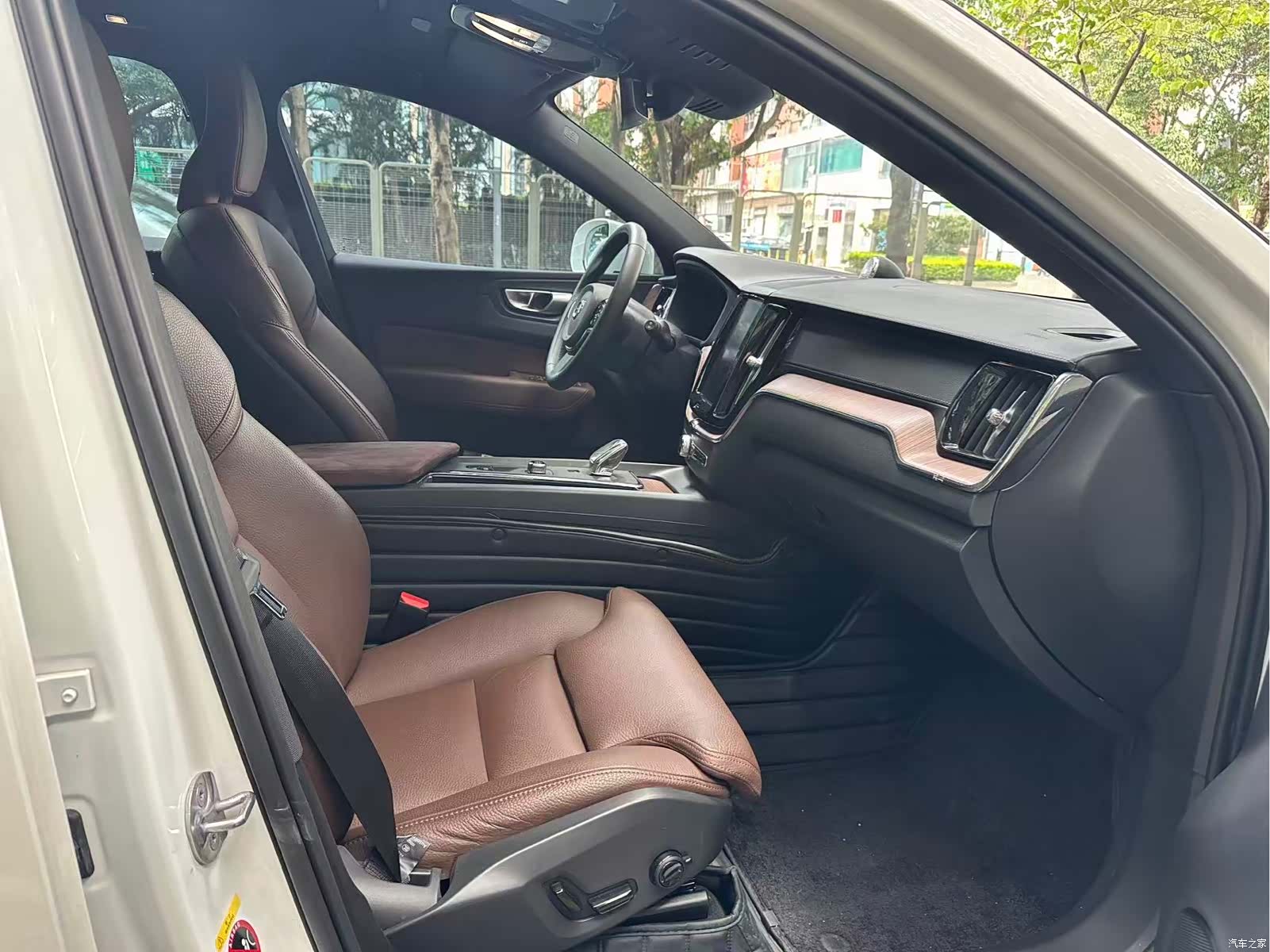 Volvo XC60, 2023 12