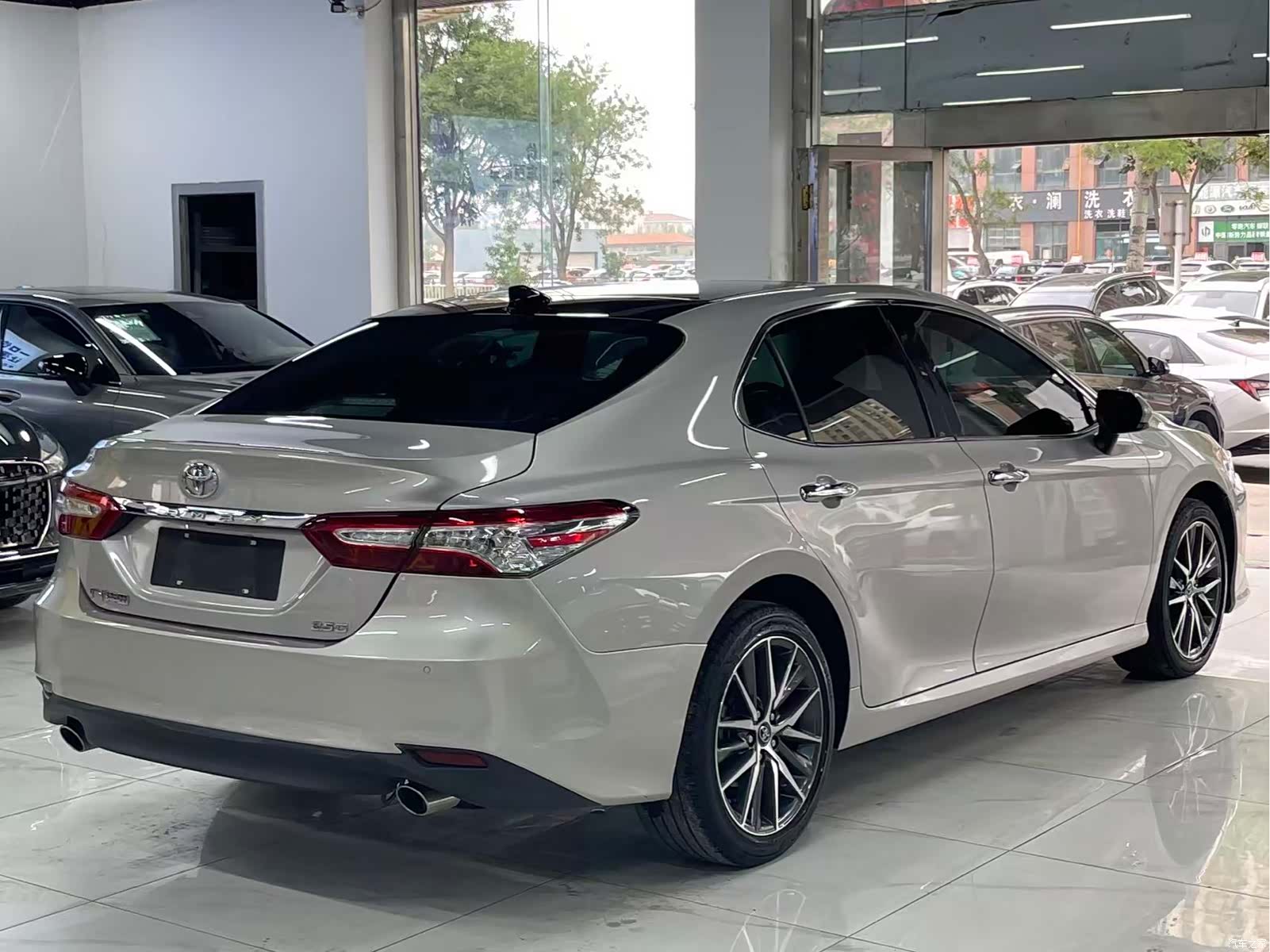 Toyota Camry, 2022 6