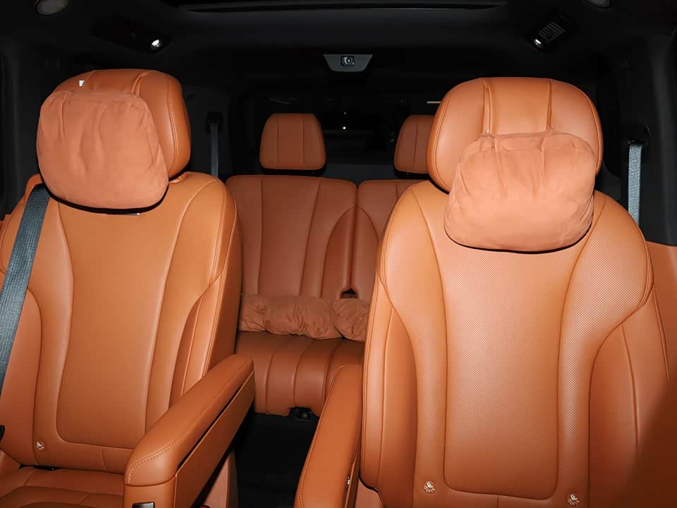 AITO Ask the world M9