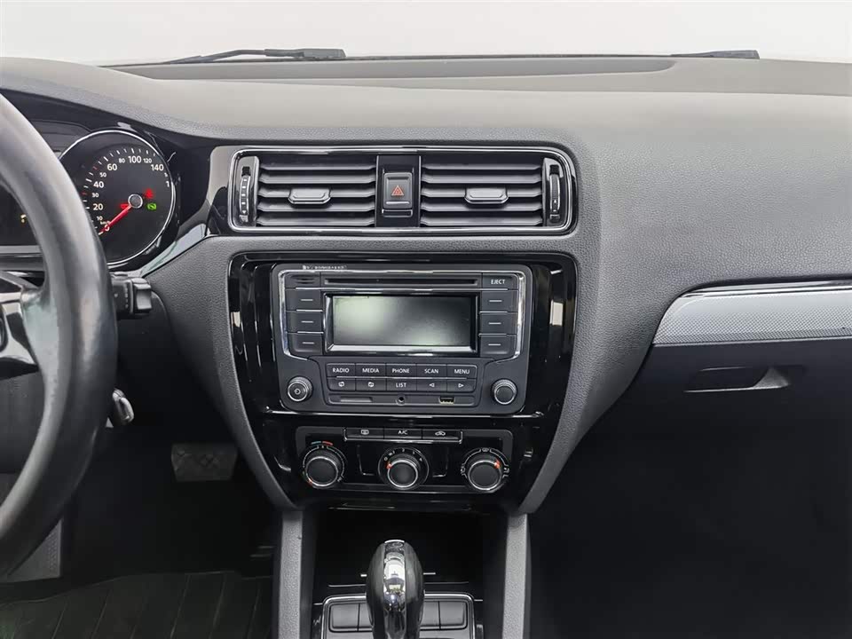 Volkswagen Sagitar Volkswagen Sagitar