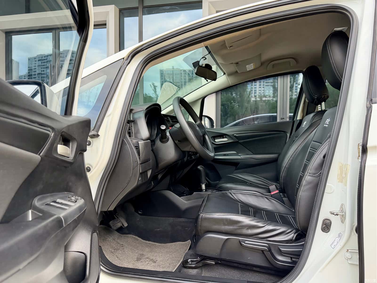 Honda Fit, 2016 8