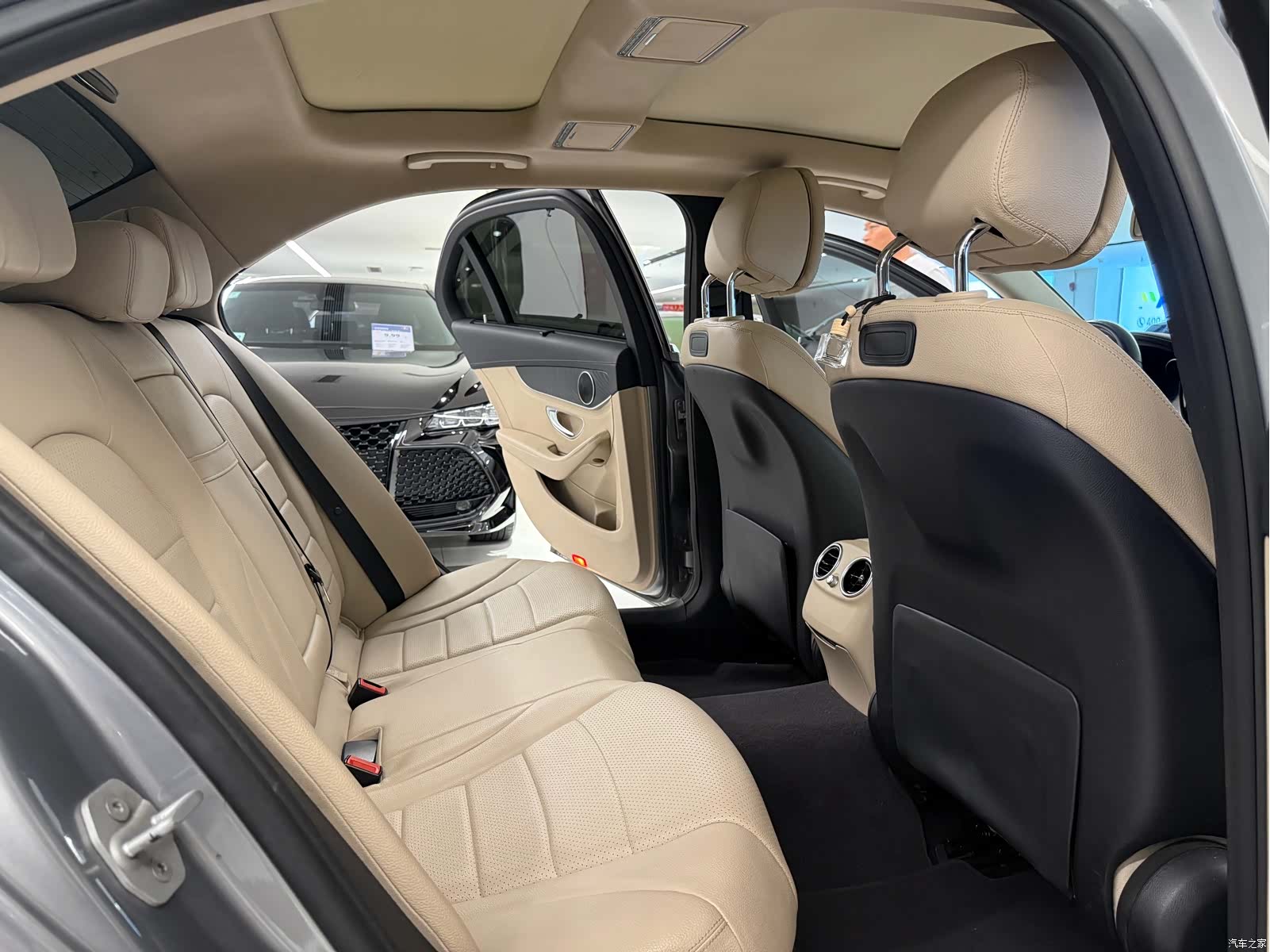 Mercedes-Benz C-Class, 2016 14