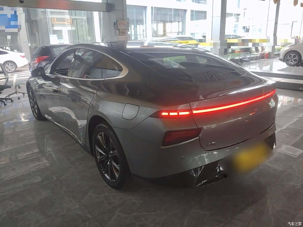 Xpeng P7, 2021 все фото