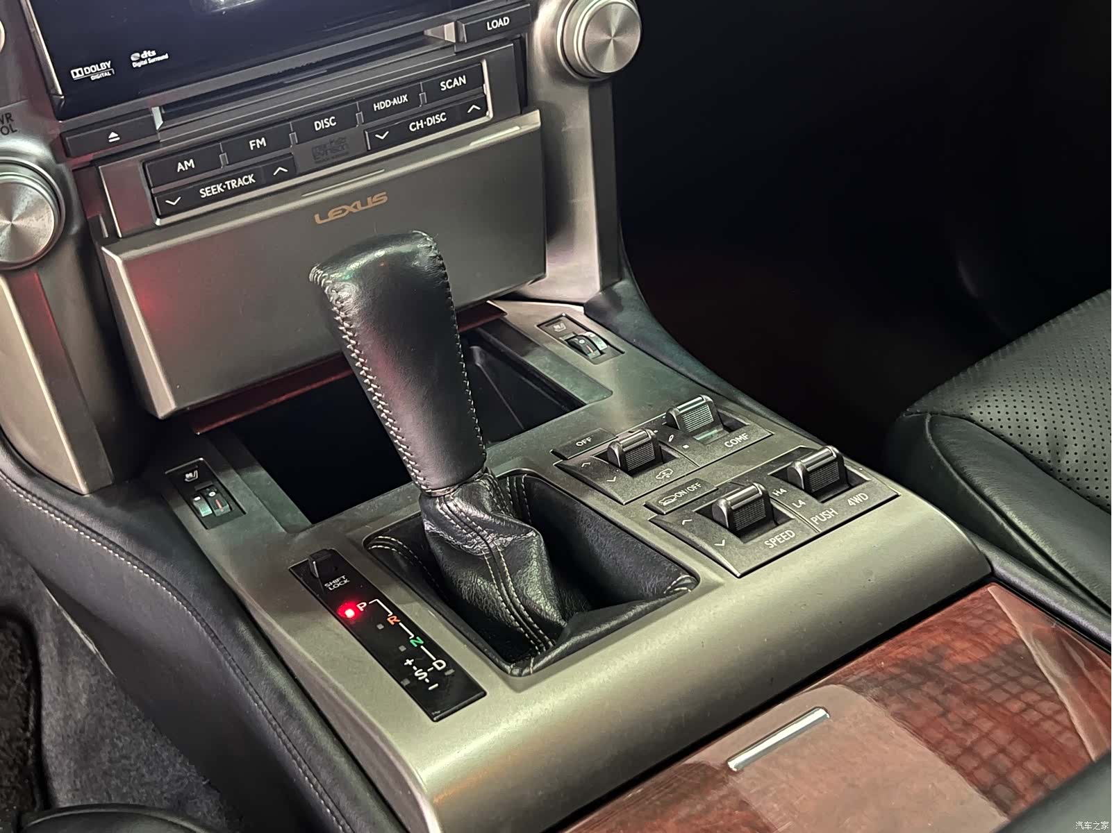 Lexus GX, 2013 12