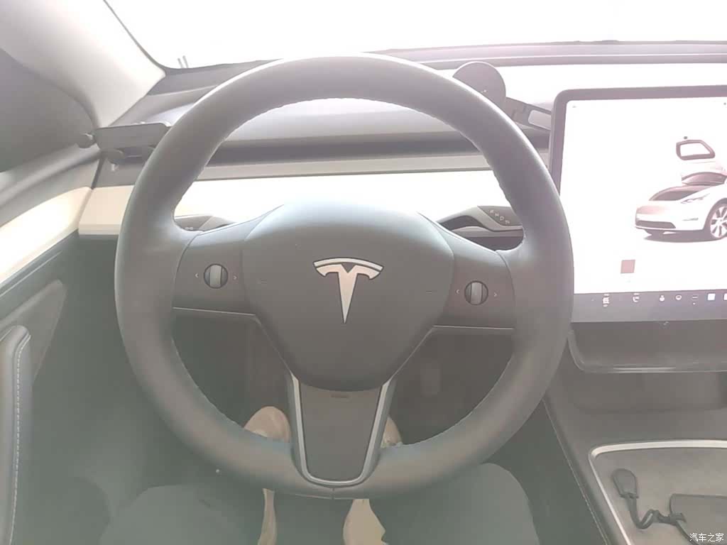 Tesla Model Y, 2022 11