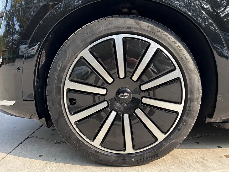 AITO Ask the world M9