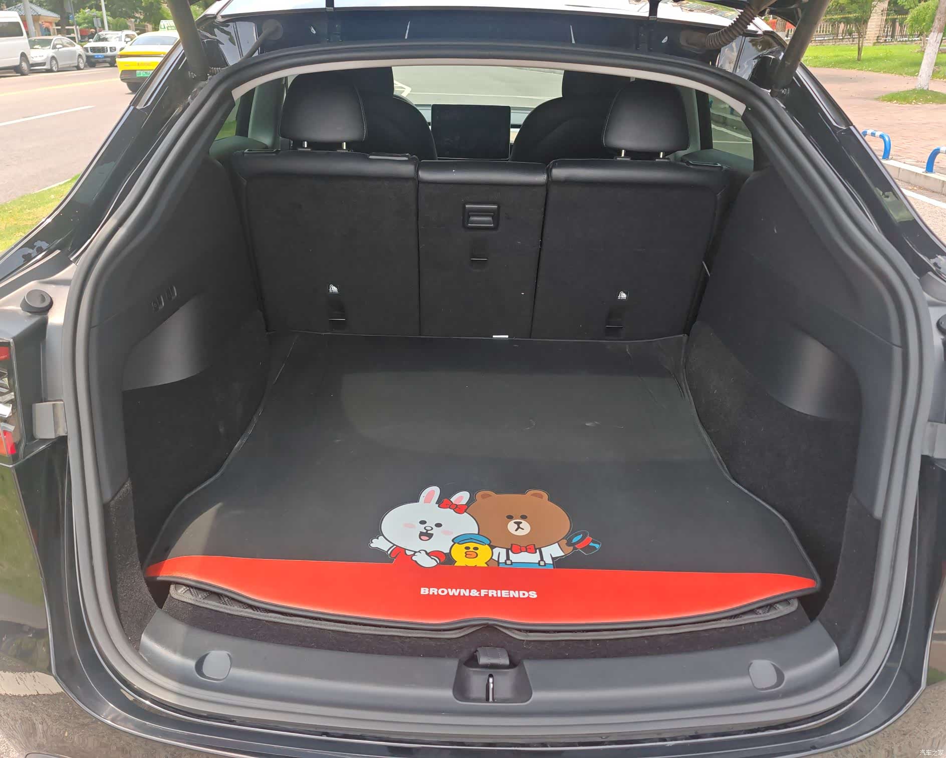 Tesla Model Y, 2021 16