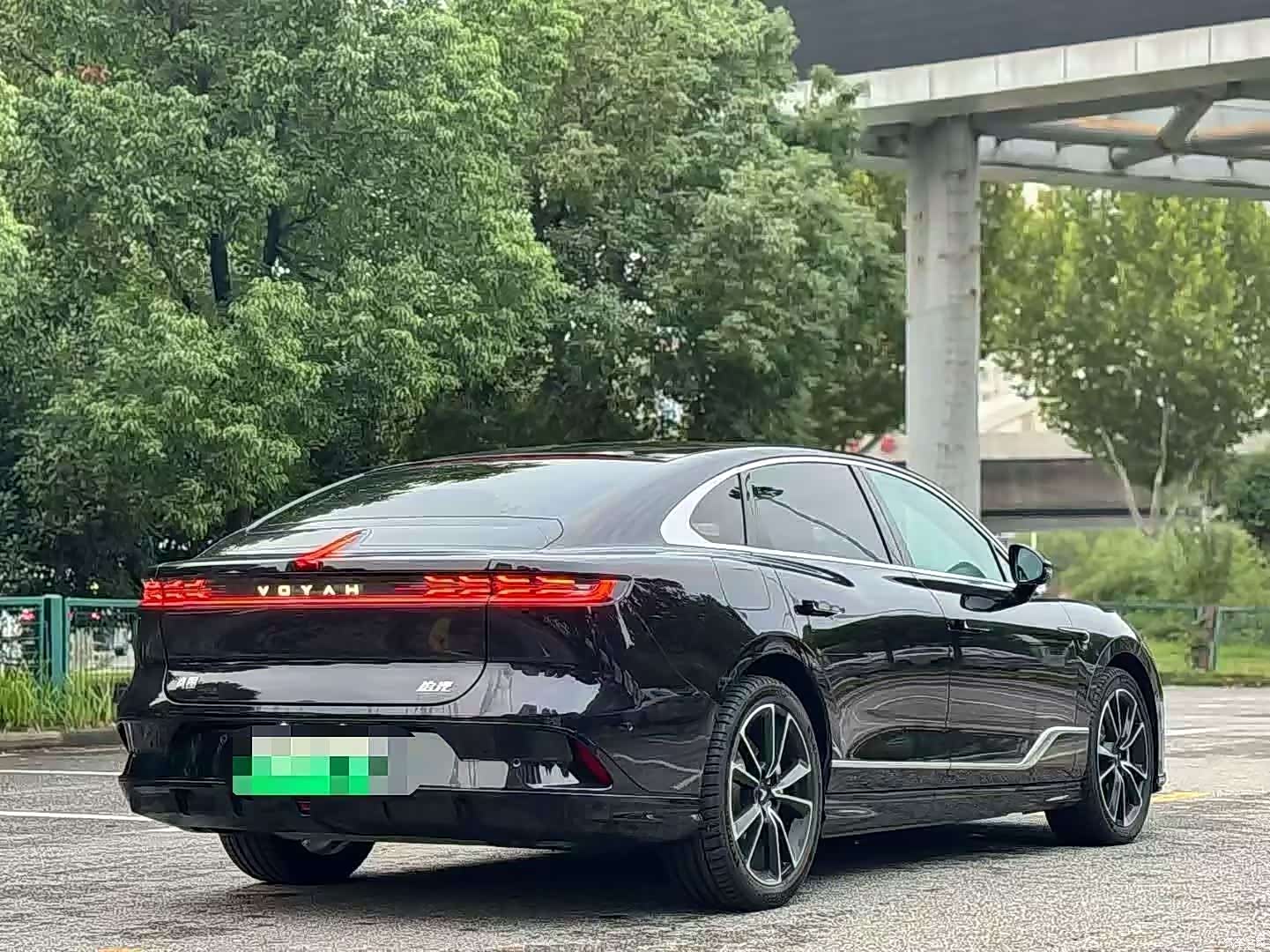 Voyah Passion, 2025 9