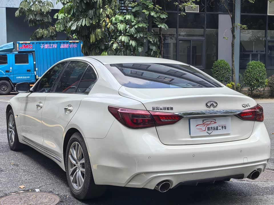 Infiniti Q50L Infiniti Q50L
