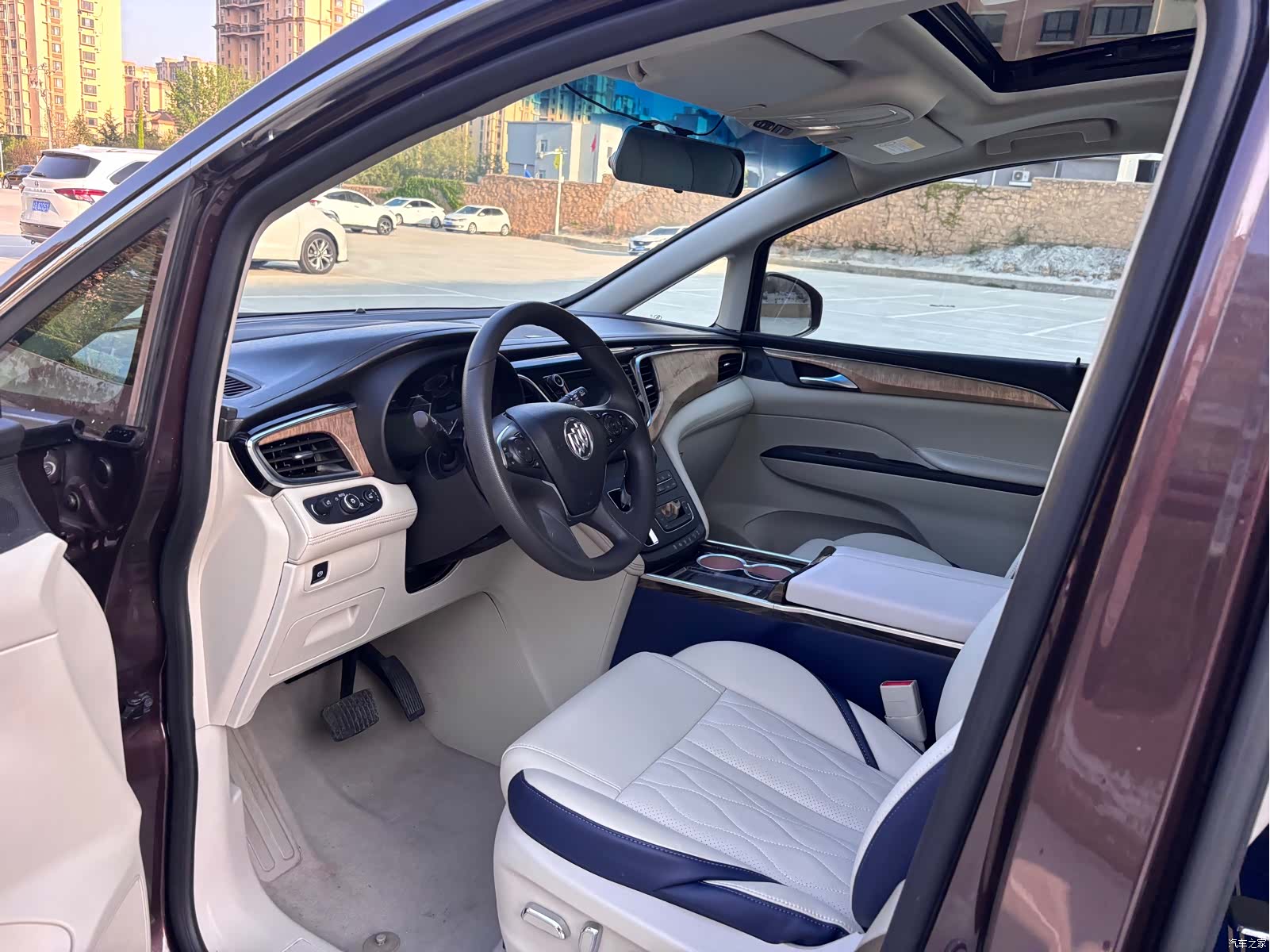 Buick GL8, 2017 18