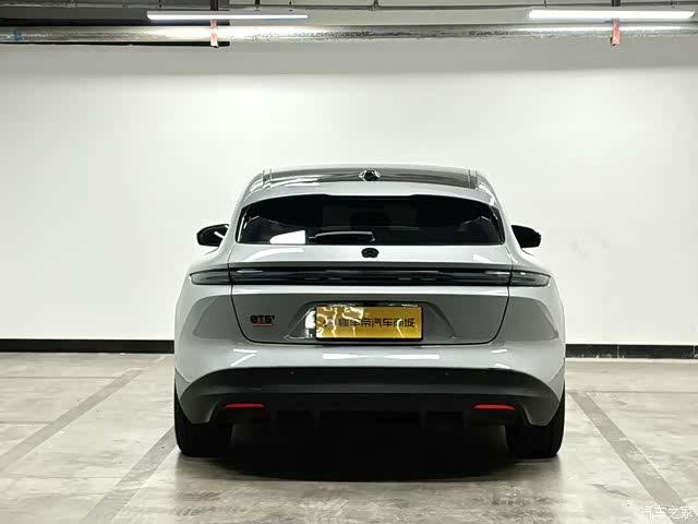 NIO ET5, 2024 6