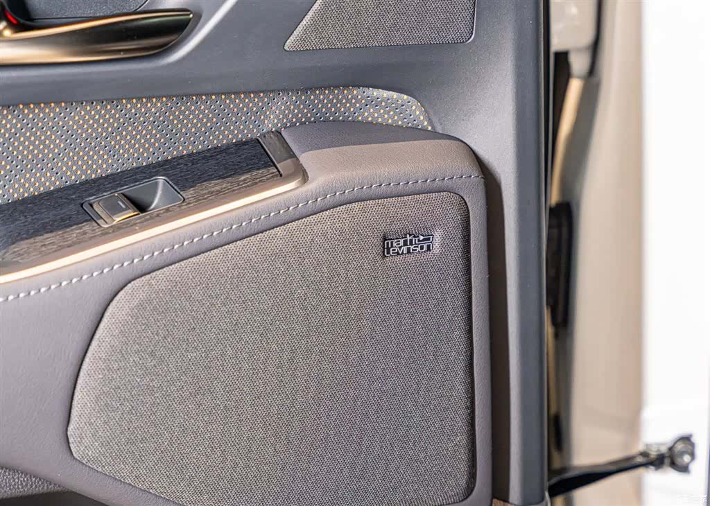Lexus GX, 2026 13
