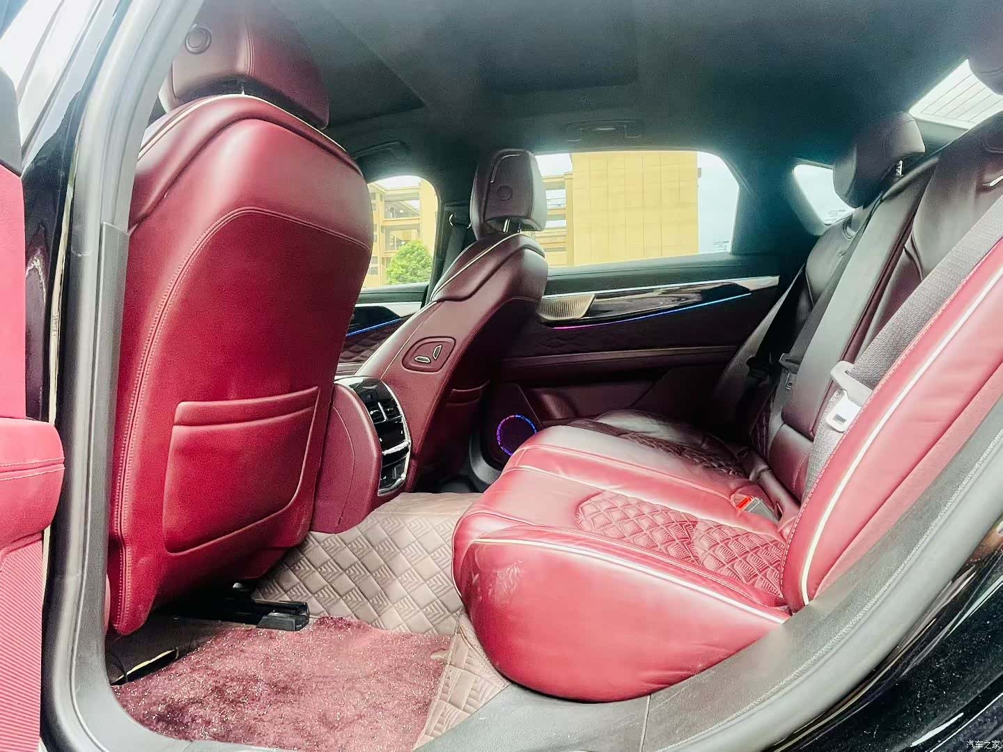 Cadillac CT6, 2023 все фото