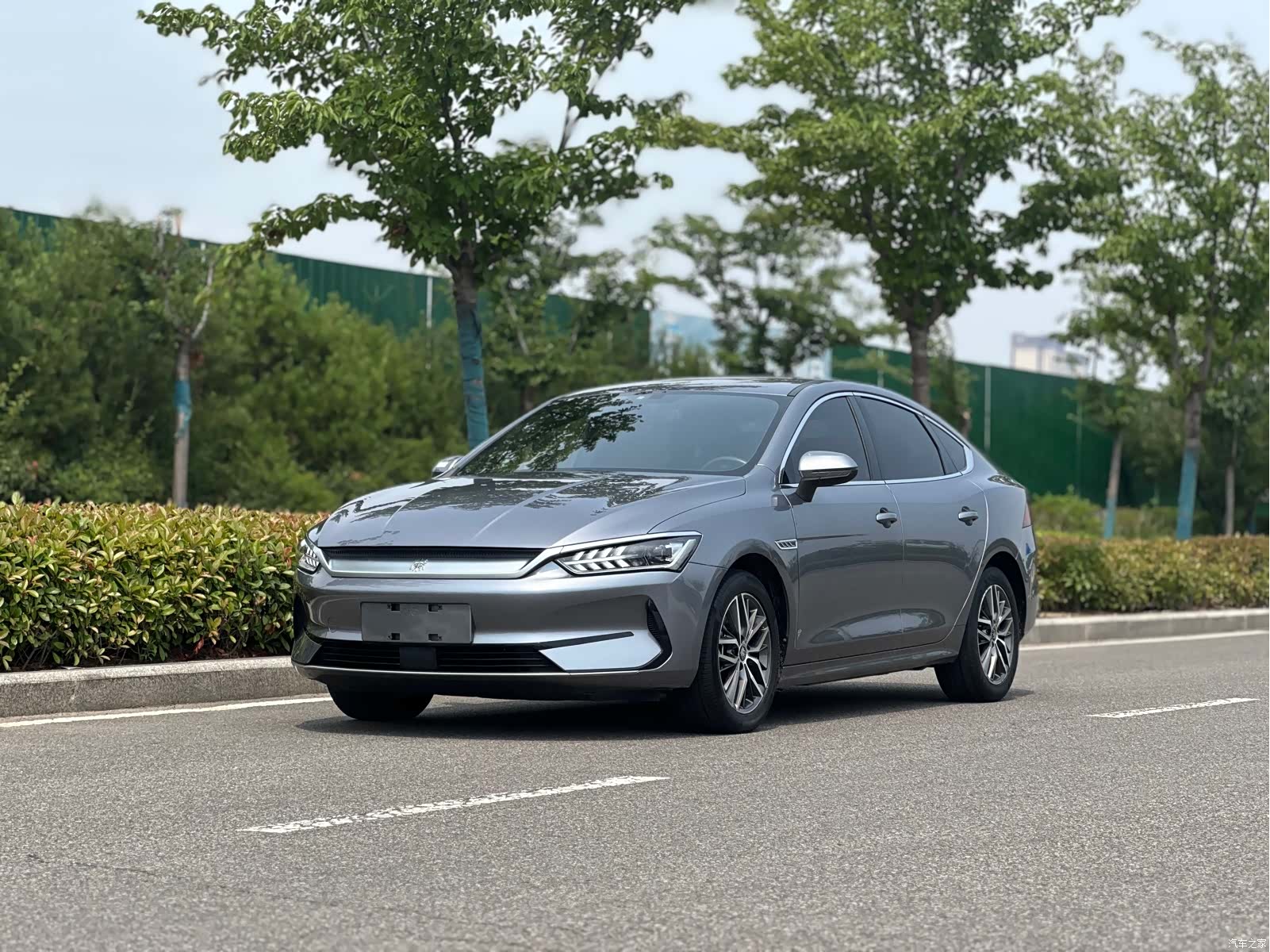 BYD Qin, 2022 1