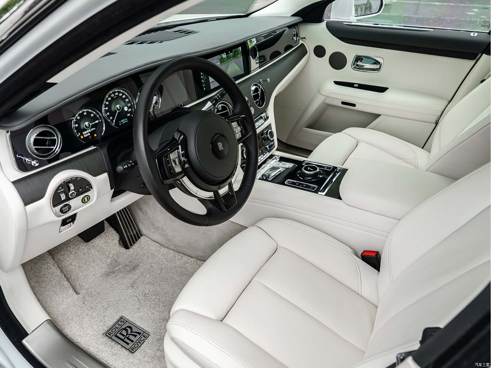 Rolls-Royce Ghost, 2022 12
