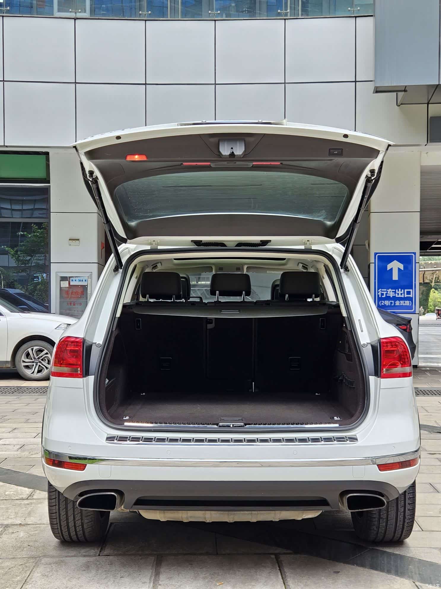 Volkswagen Touareg, 2016 14