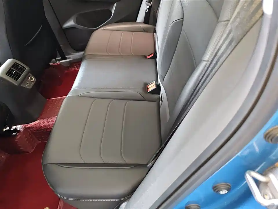 Jetta VS7