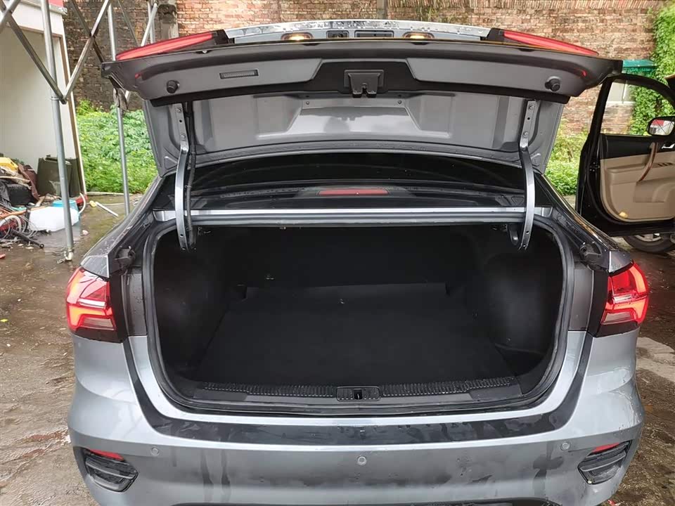 Roewe i5 Roewe i5