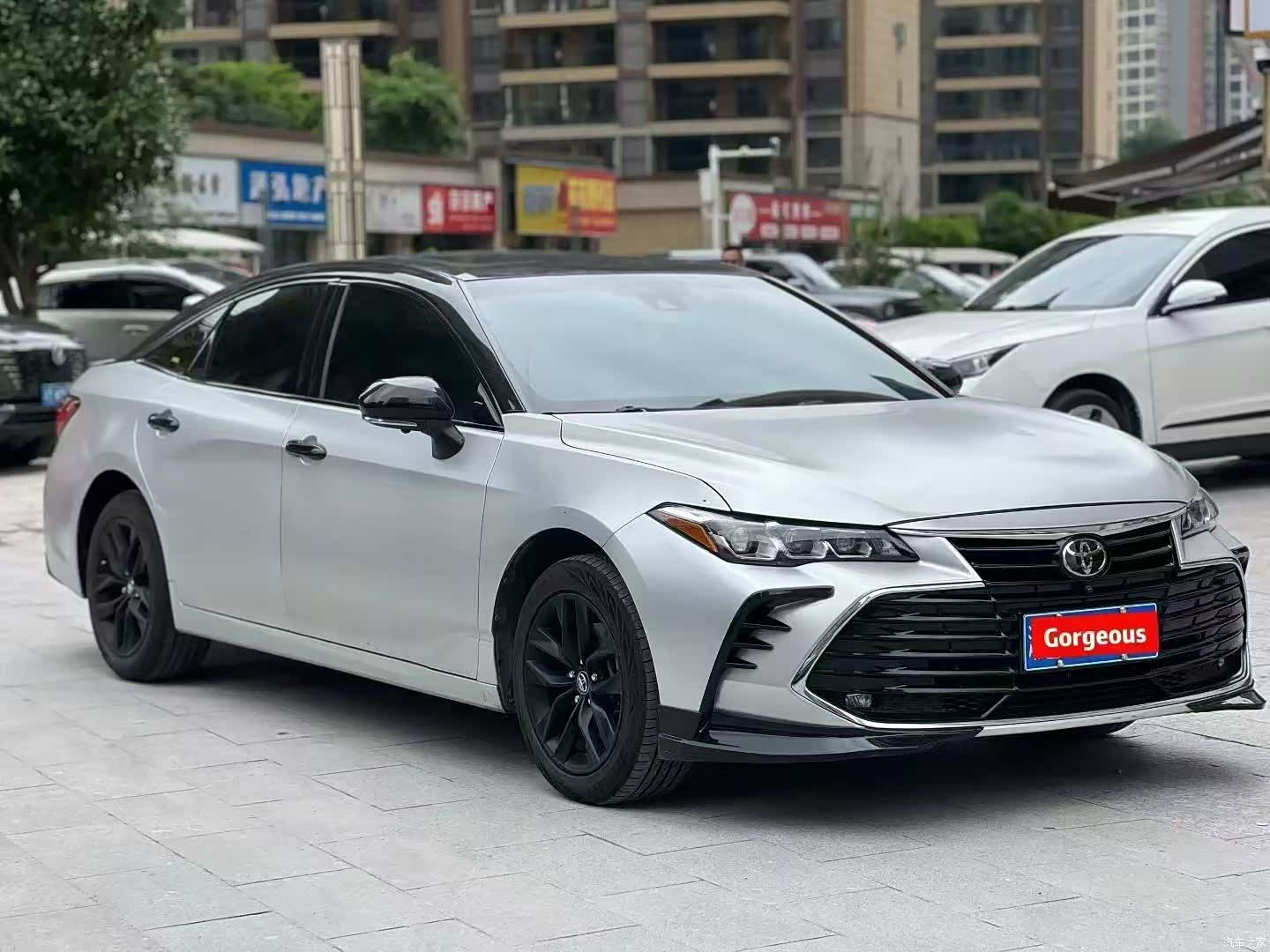 Toyota Avalon, 2021 3