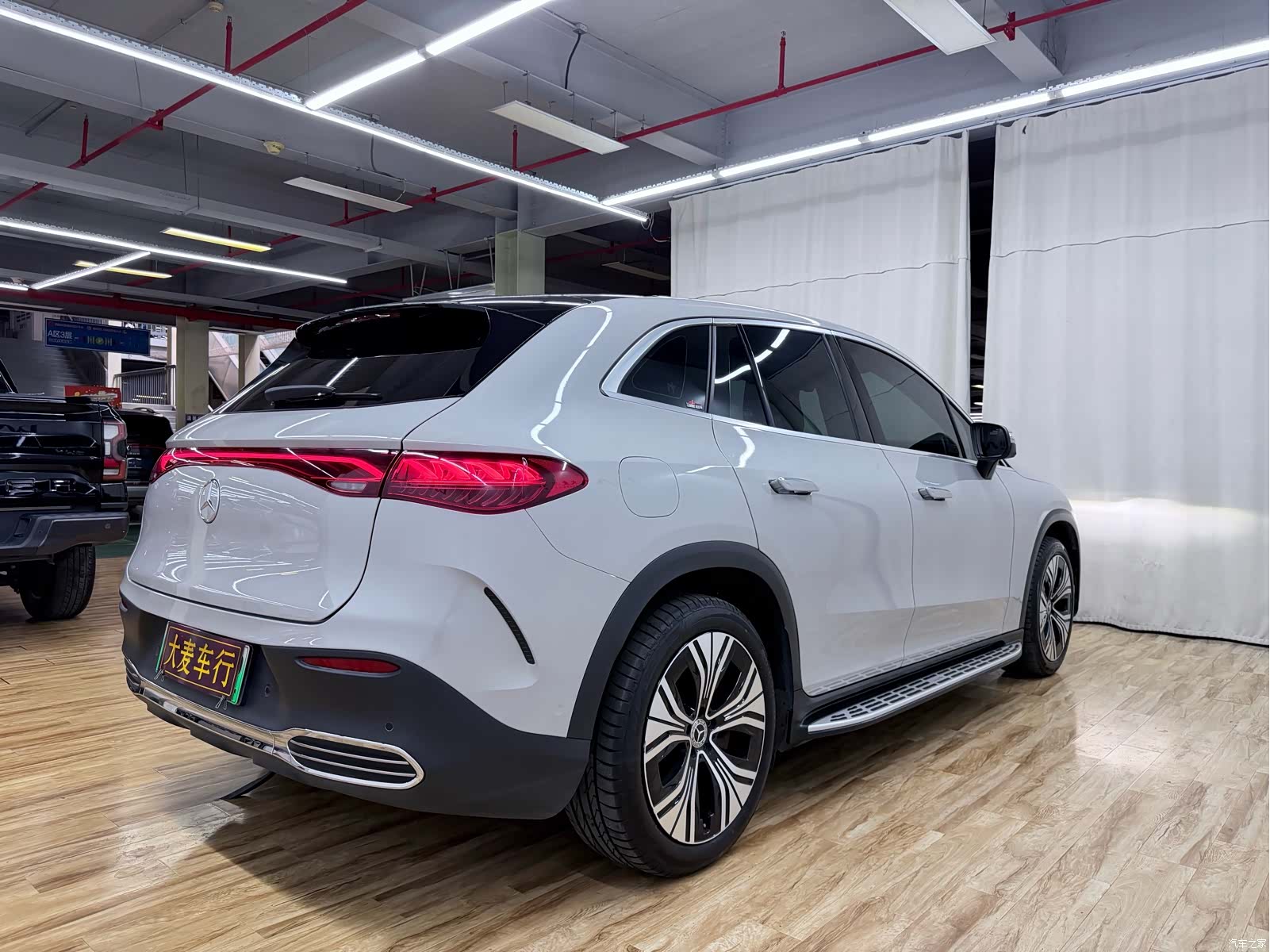 Mercedes-Benz EQE, 2023 7