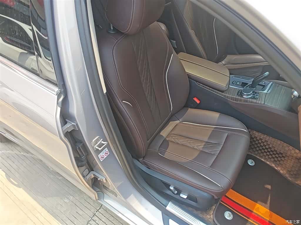 BMW 5 Series, 2018 25