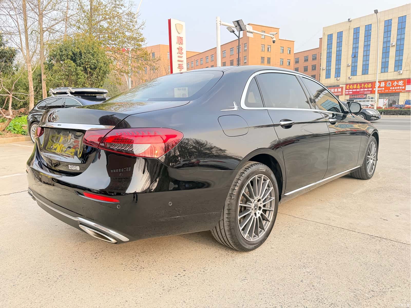 Mercedes-Benz E-Class, 2023 4