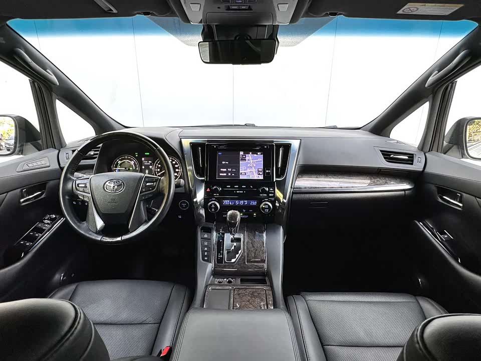 Toyota Elfa Toyota Elfa