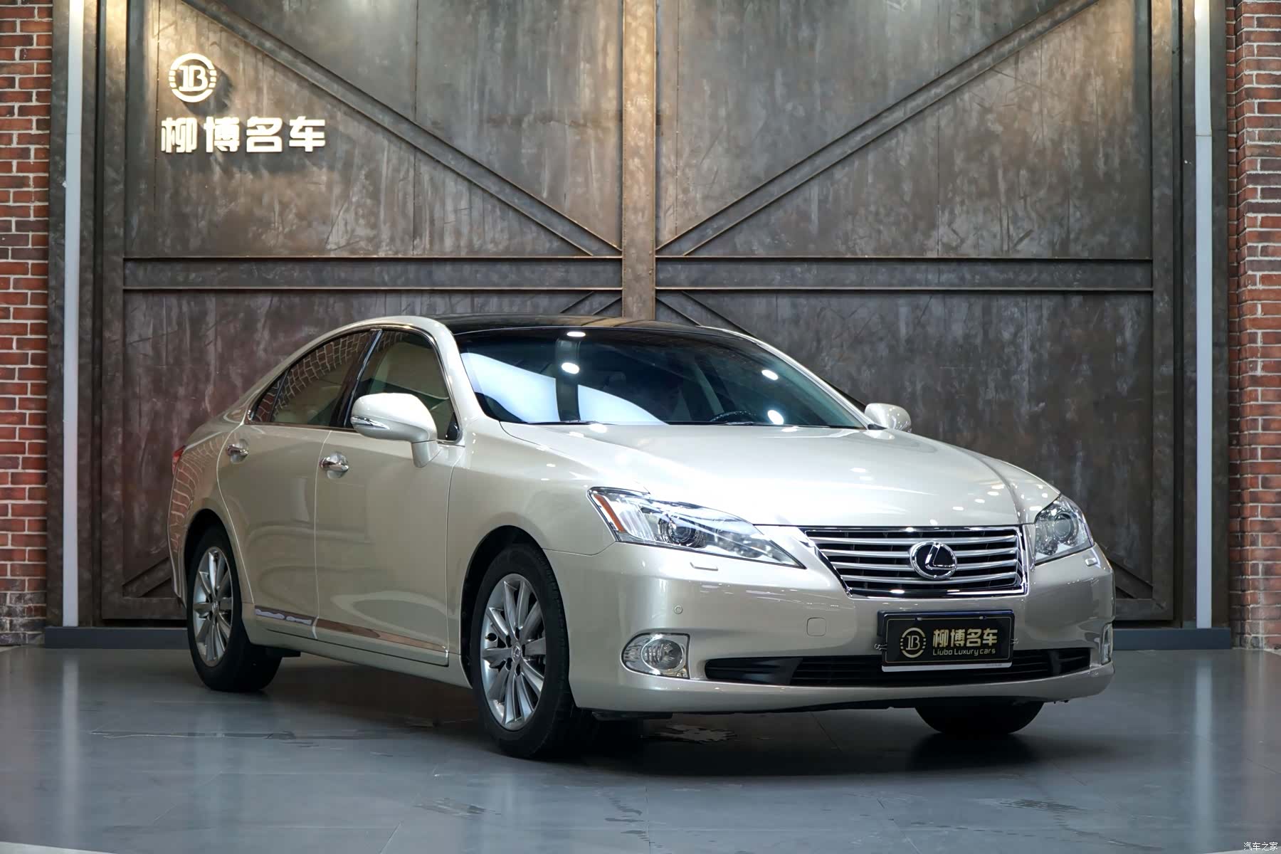 Lexus ES, 2012 16