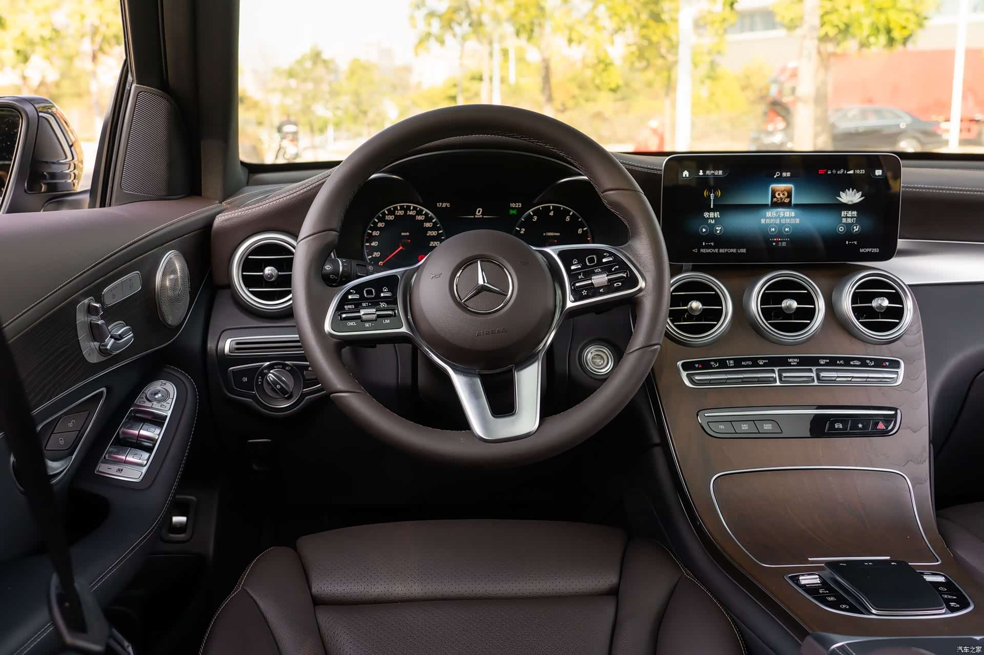 Mercedes-Benz GLC, 2022 4