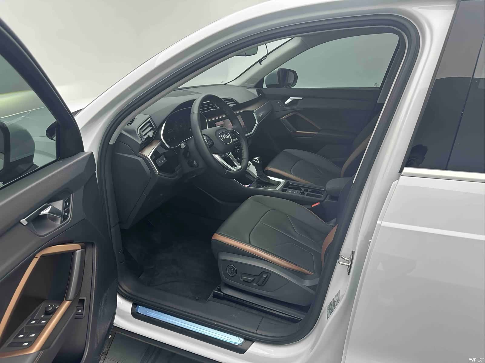 Audi Q3, 2023 9