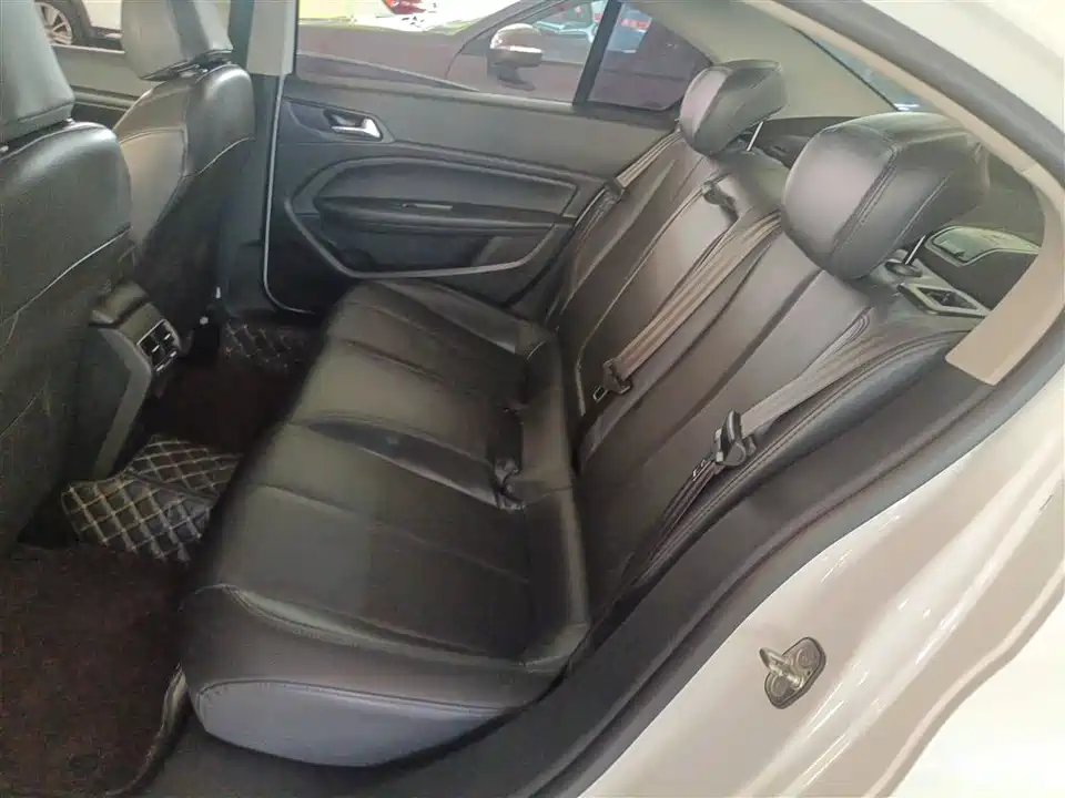 Peugeot 408 Peugeot 408
