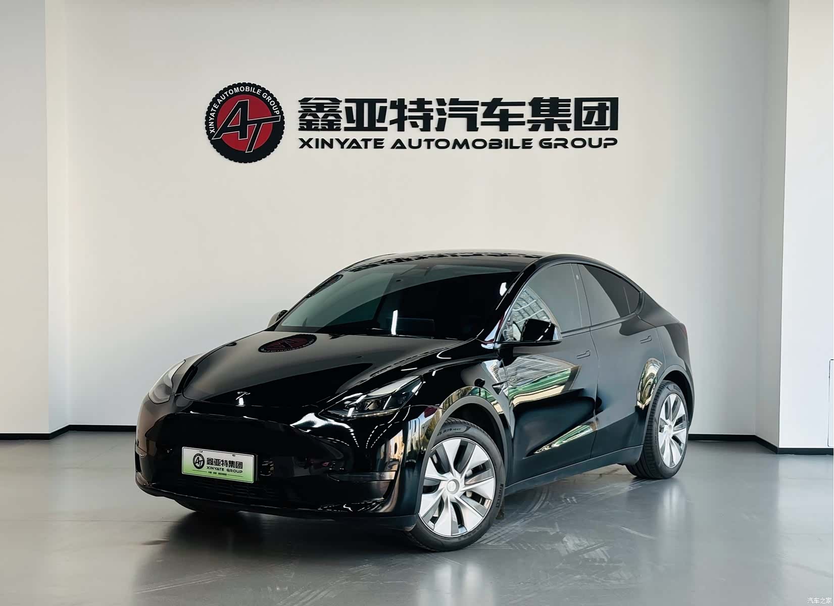 Tesla Model Y, 2021 4