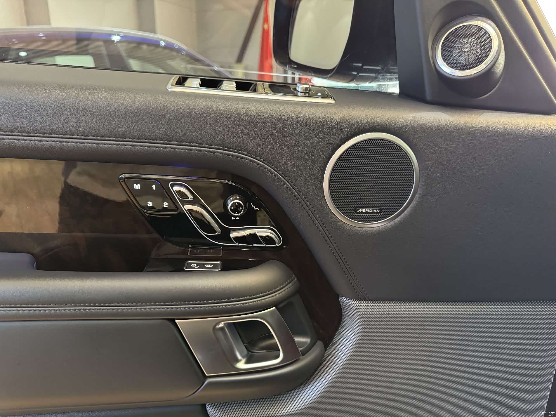 Land Rover Range Rover, 2020 все фото