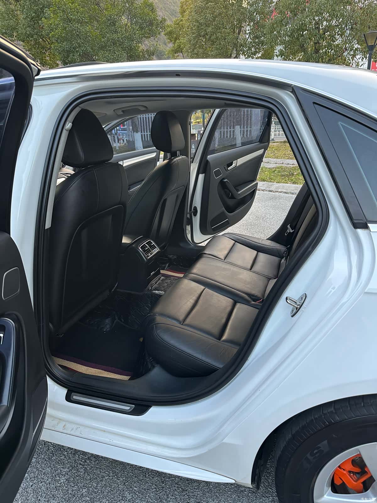 Audi A4L, 2016 10