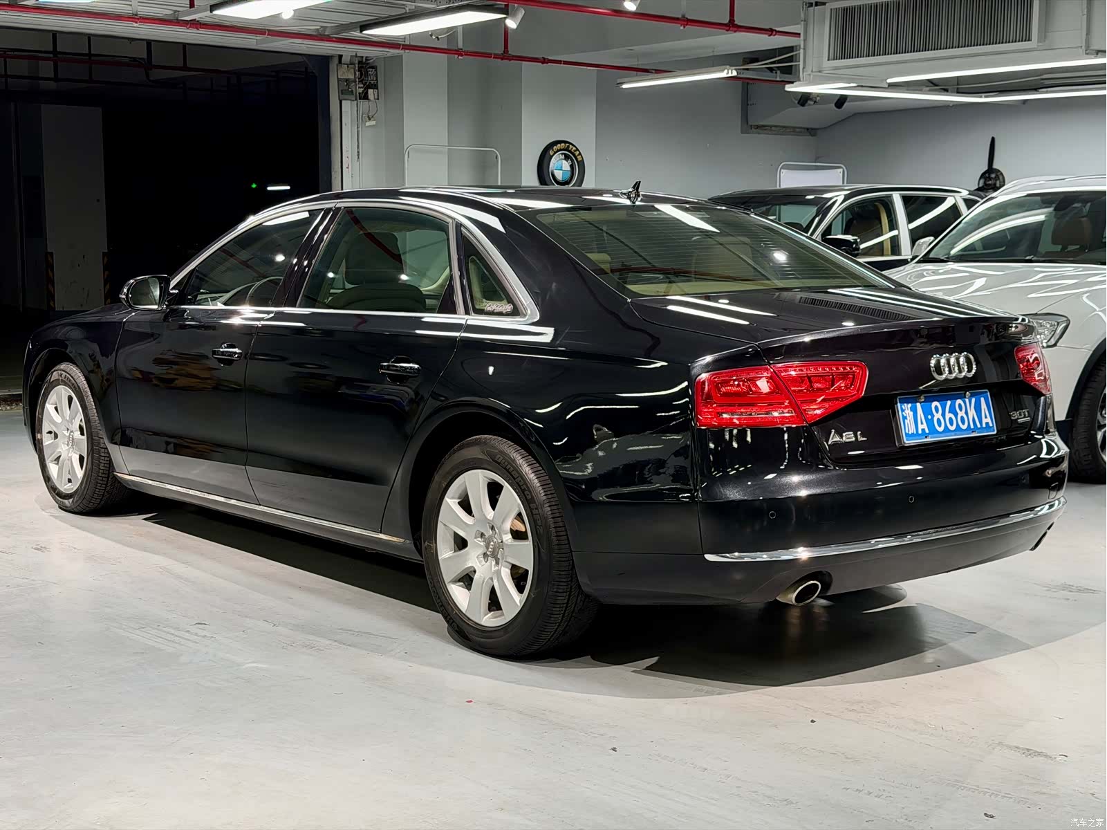 Audi A8L, 2011 все фото