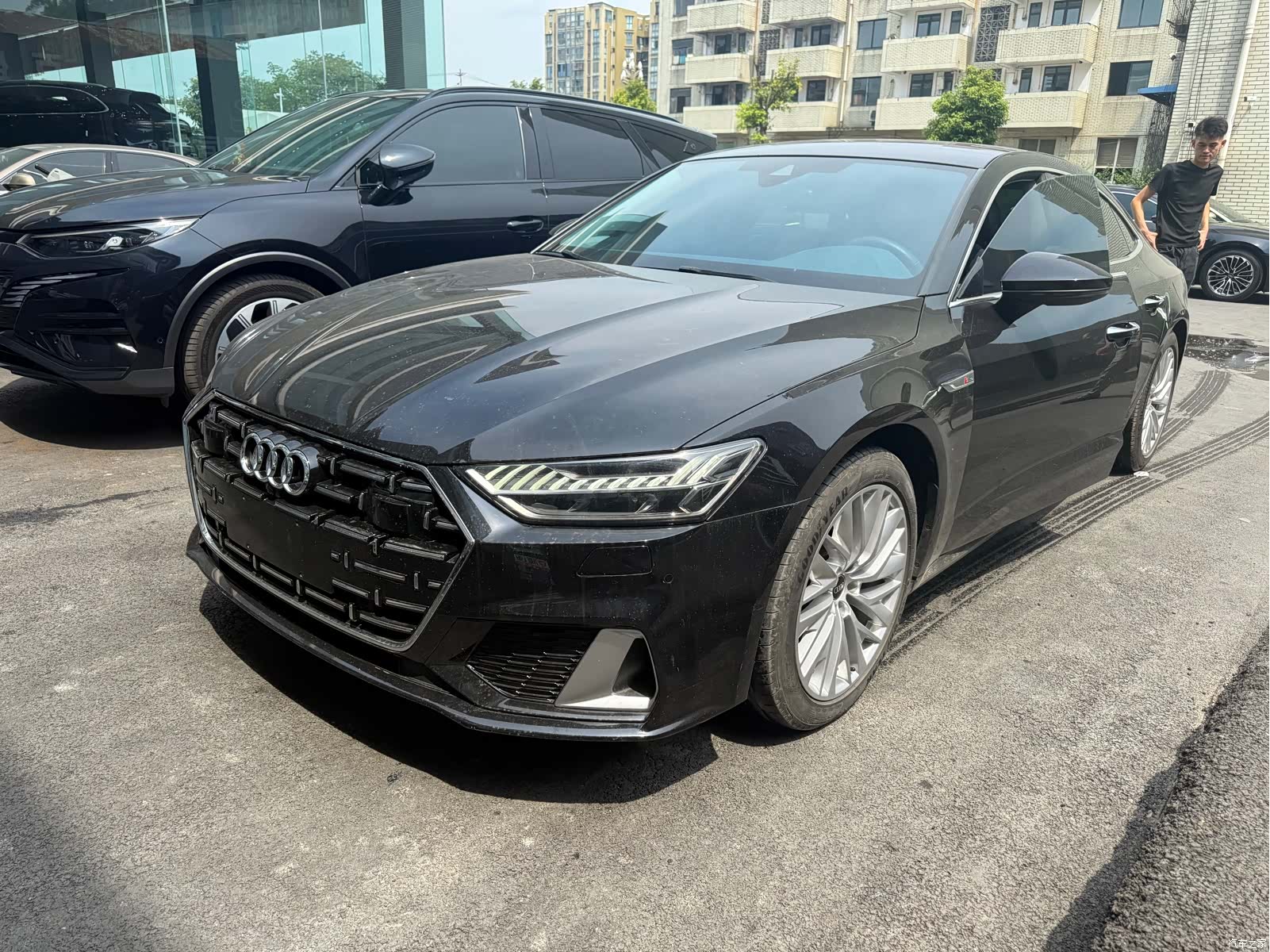 Audi A7L, 2024 1