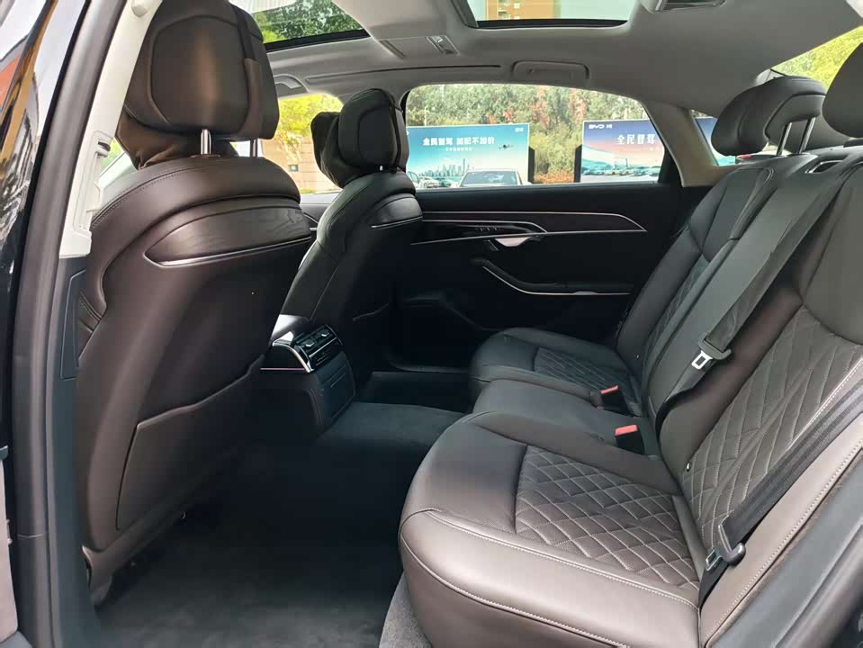 Audi A8 Audi A8
