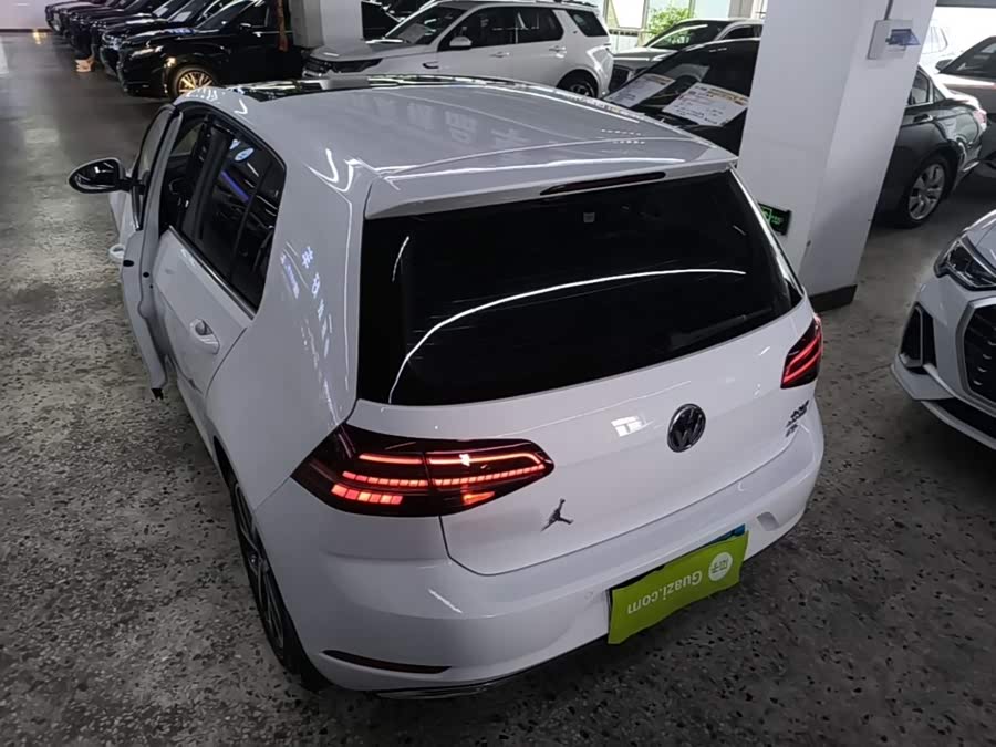 Volkswagen Golf 2018, фото 5
