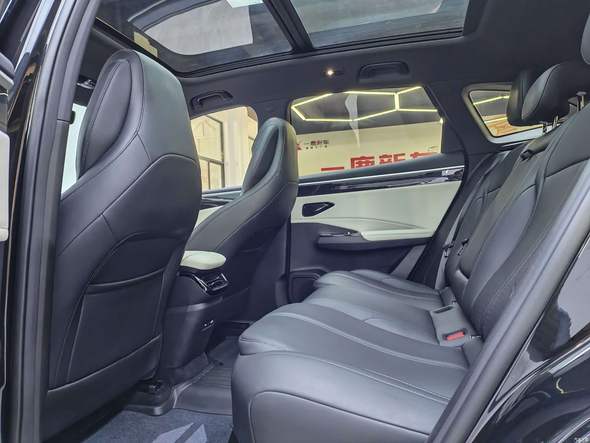 Geely Galaxy L7, 2025 6