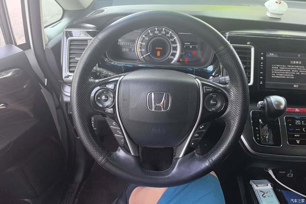 Honda Elysion, 2018 15