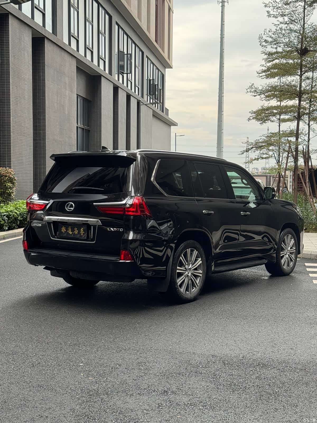 Lexus LX, 2016 3
