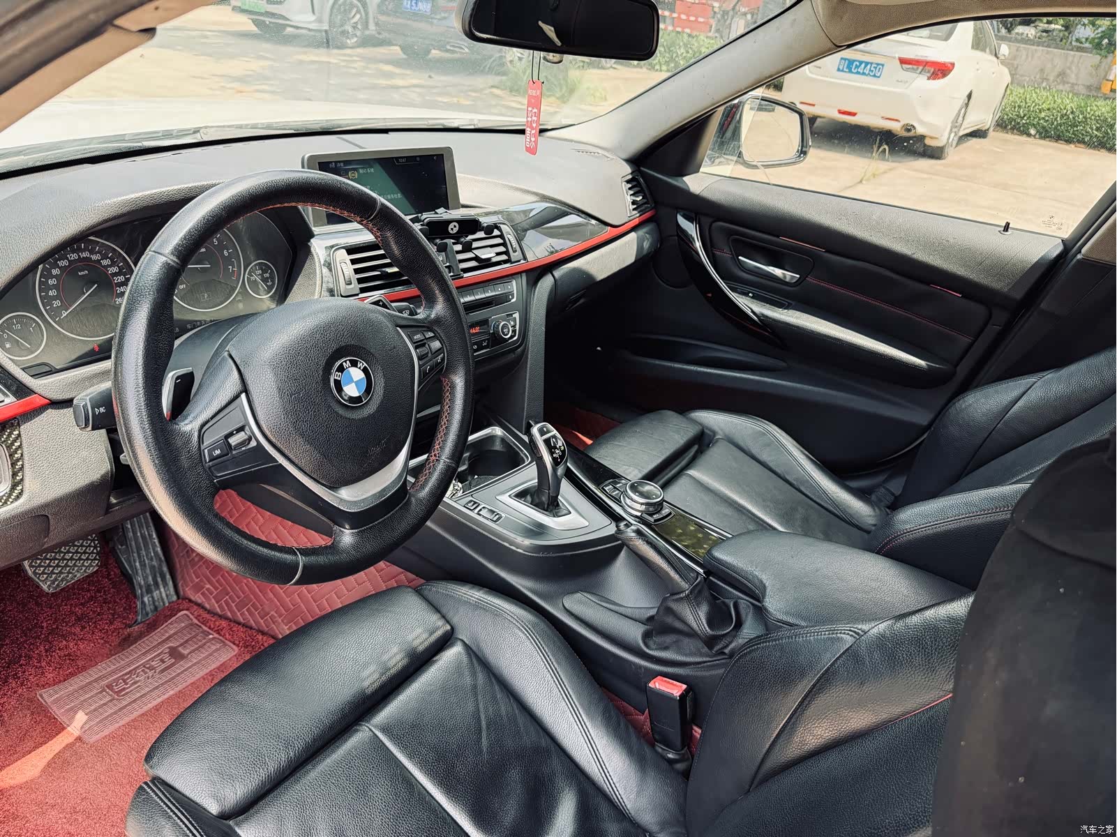 BMW 3 Series, 2013 22