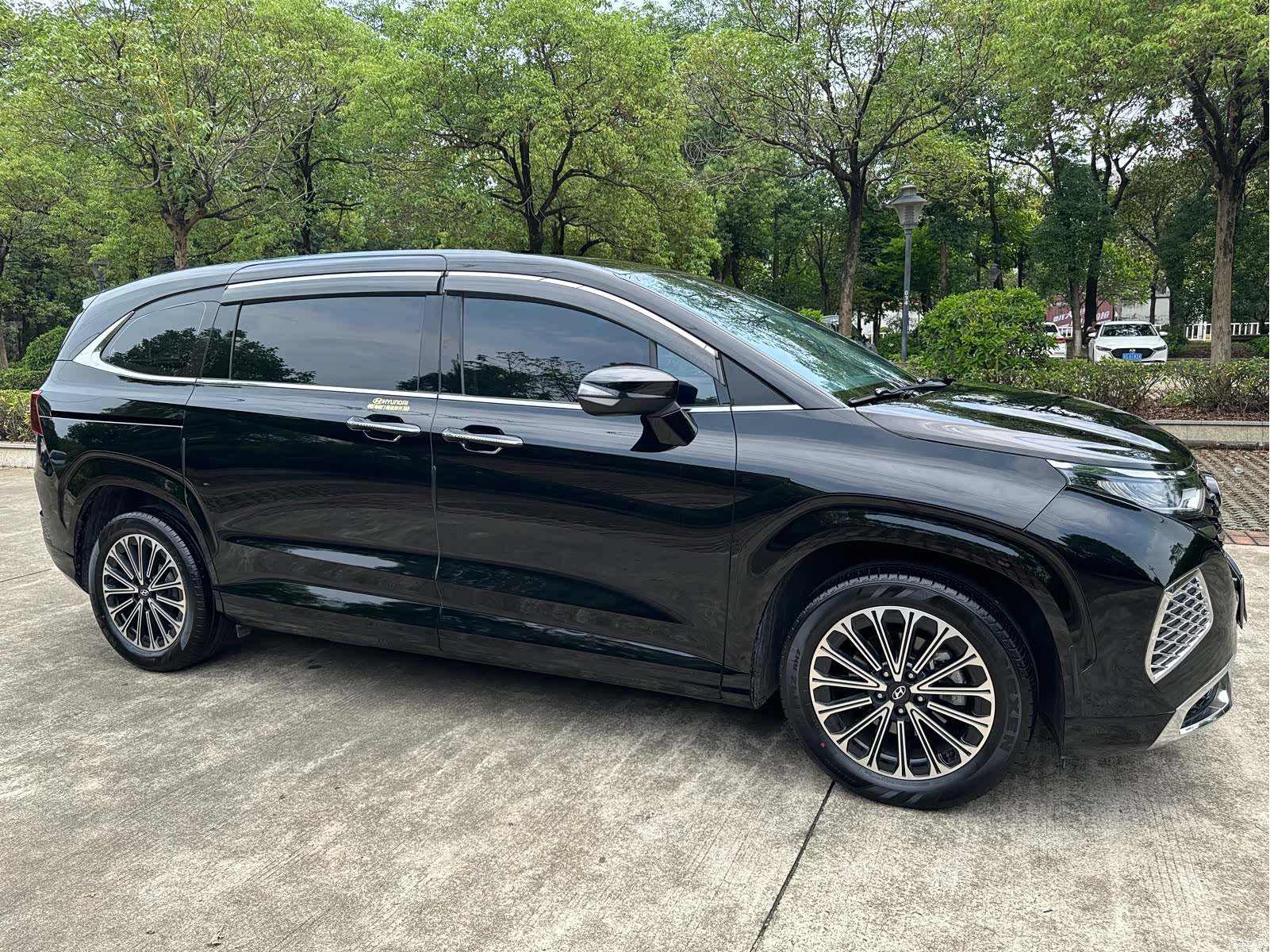 Hyundai Custo, 2025 10