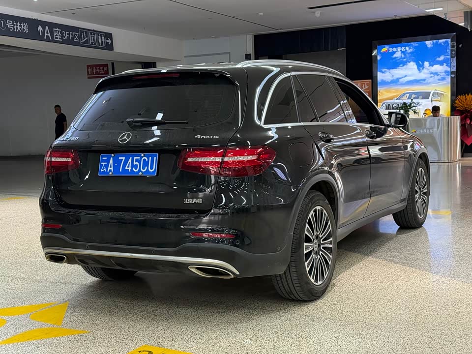 Mercedes-Benz GLC Mercedes-Benz GLC