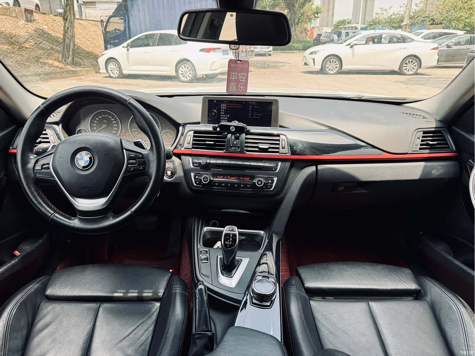 BMW 3 Series, 2013 29