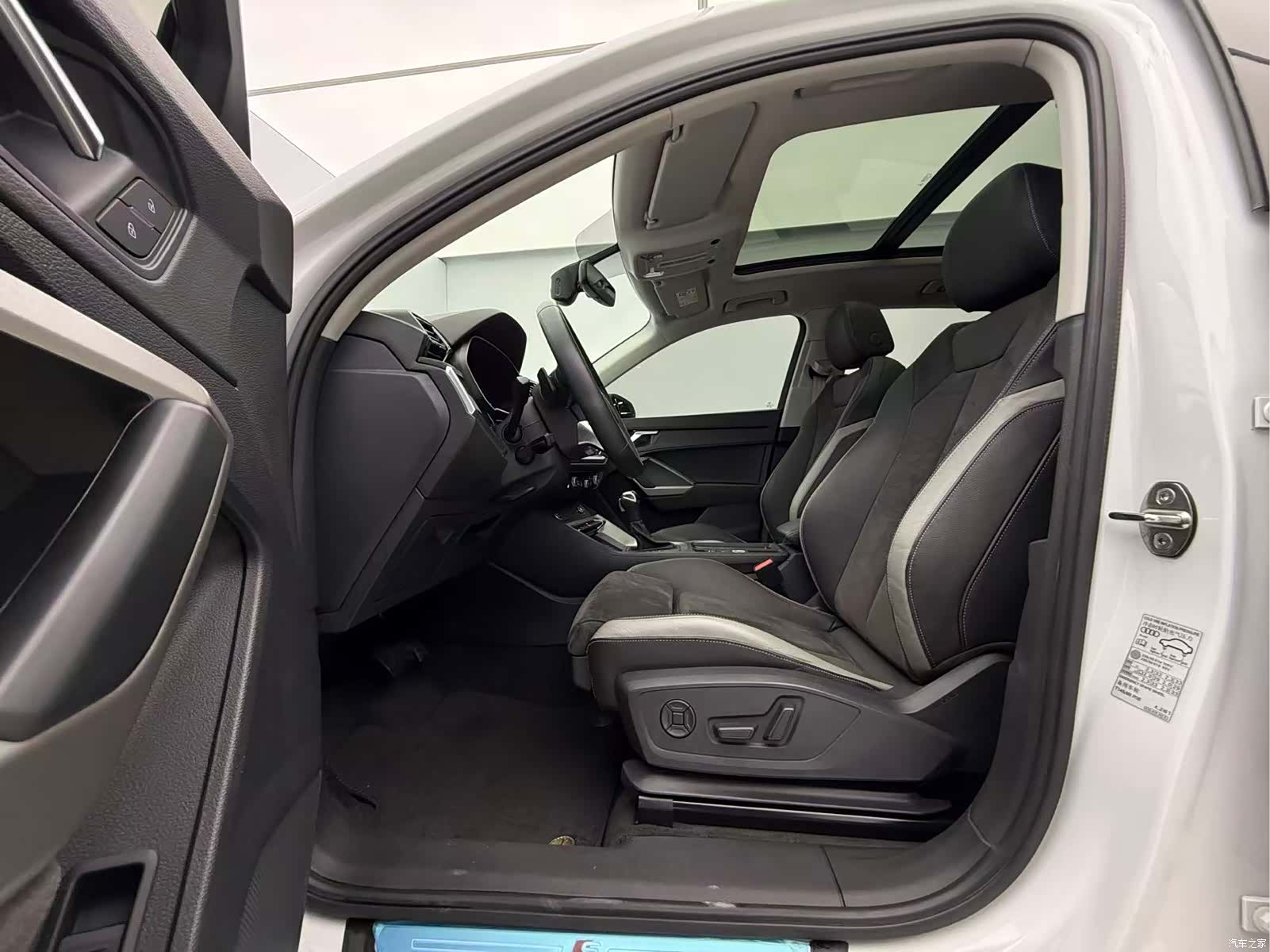 Audi Q3, 2021 18