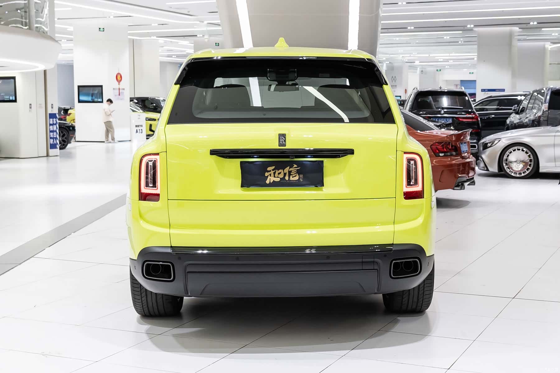Rolls-Royce Cullinan, 2024 6