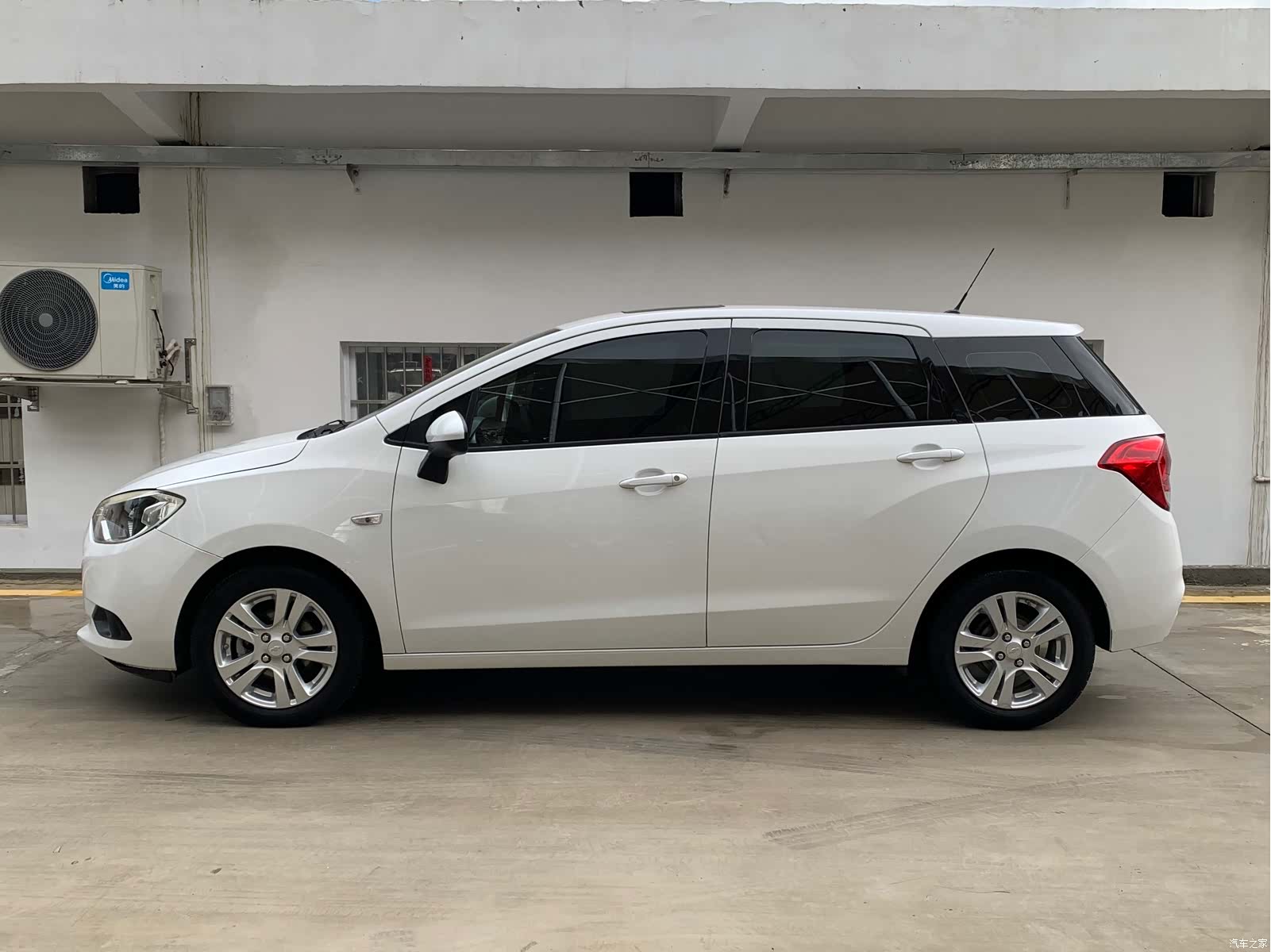 Chevrolet RV, 2016 4