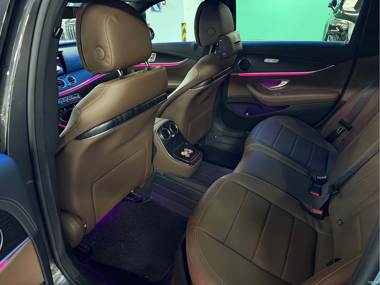 Mercedes-Benz E-Class, 2021 9